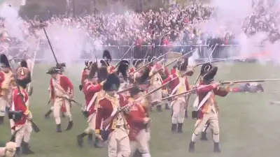 Thousands attend reenactment of Battle of Lexington on 250th anniversary